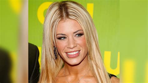 Ashley Massaro, former WWE star, dies at 39